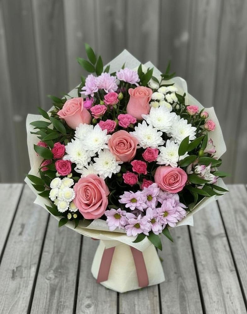 Букет цветов из: Альстромерии, Гвоздики, Розы и Хризантемы в Журавской