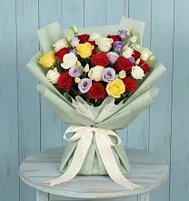 Букет цветов из:  Розы в Журавской