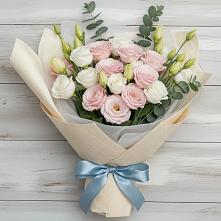 Букет цветов из:  Лизиантусы в Журавской