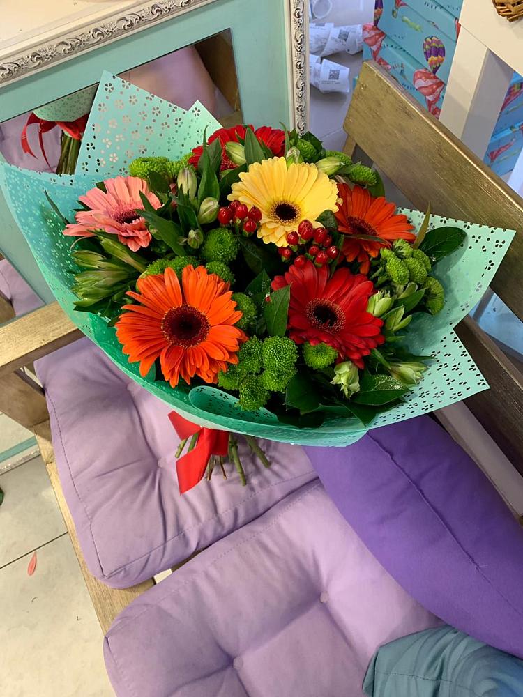 Букет цветов из: Герберы, Хризантемы и Альстромерии в Журавской