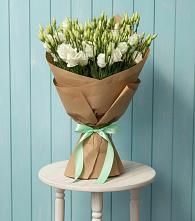 Букет цветов из:  Лизиантусы в Журавской