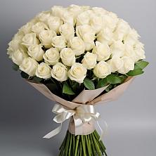 Букет 101 беля роза Белоснежка в Журавской