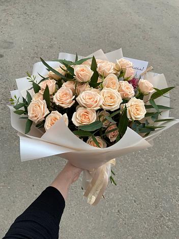 Букет Кремовые розы Латте в Журавской