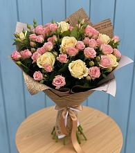 Букет цветов из:  Розы в Журавской