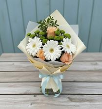 Букет цветов из:  Герберы, Розы и Хризантемы в Журавской
