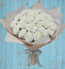 Букет цветов из:  Гвоздики в Журавской