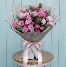 Букет цветов из:  Розы в Журавской